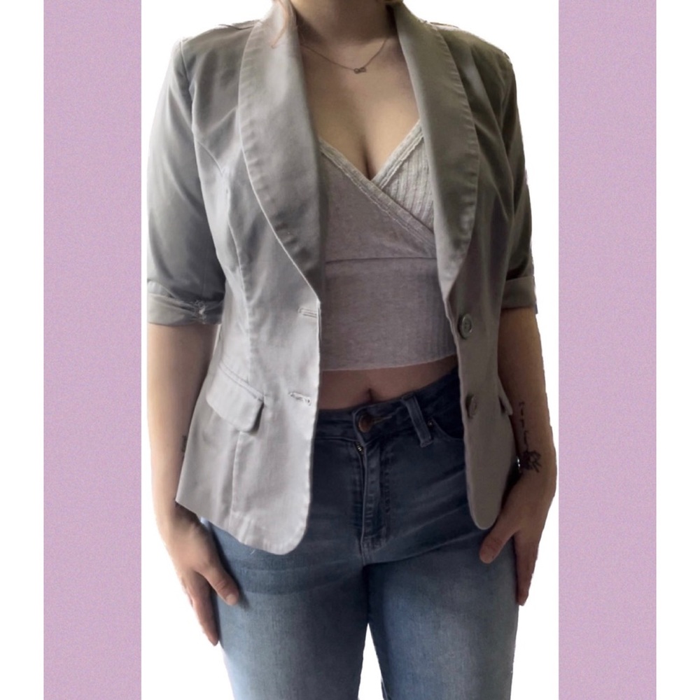 Cropped Grey Blazer